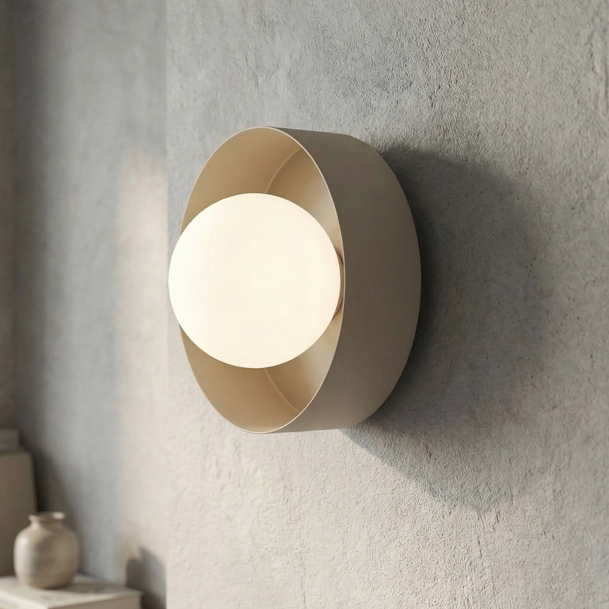 VÄGGLAMPA LULU K1