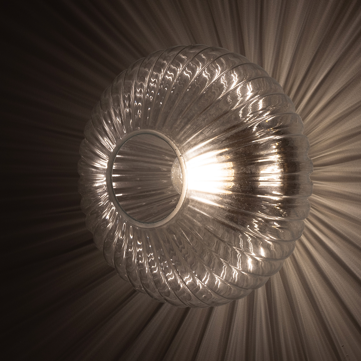 NEITH - Oval Reeded Glass and Brass Wall Light 30cm