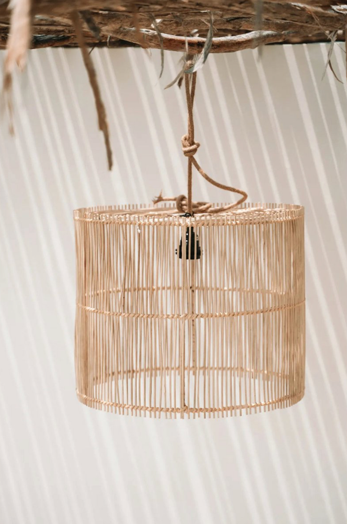 THE CHACHA PENDANT - Natural M