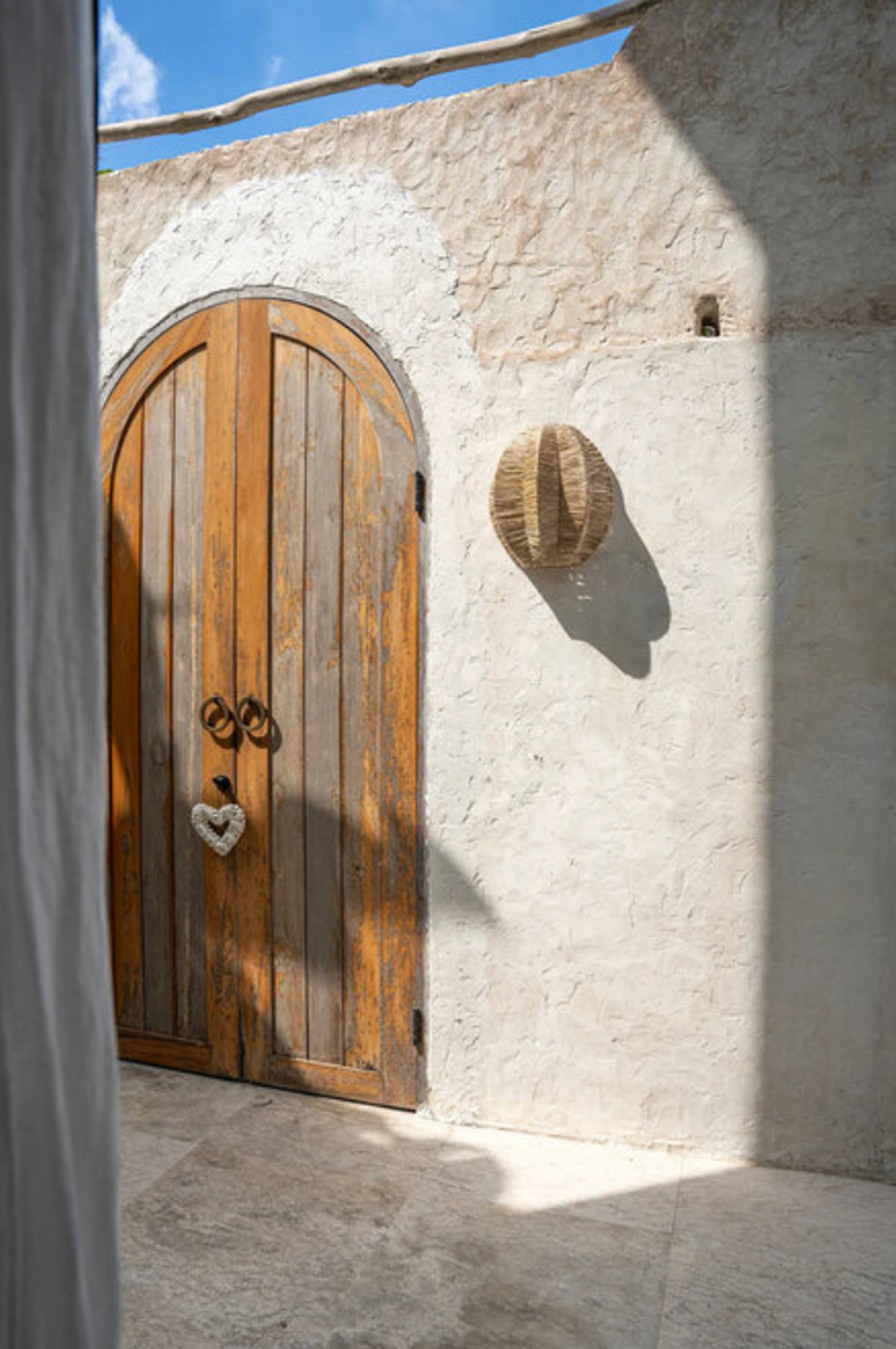 THE AVANTI WALL APPLIQUE - Natural M