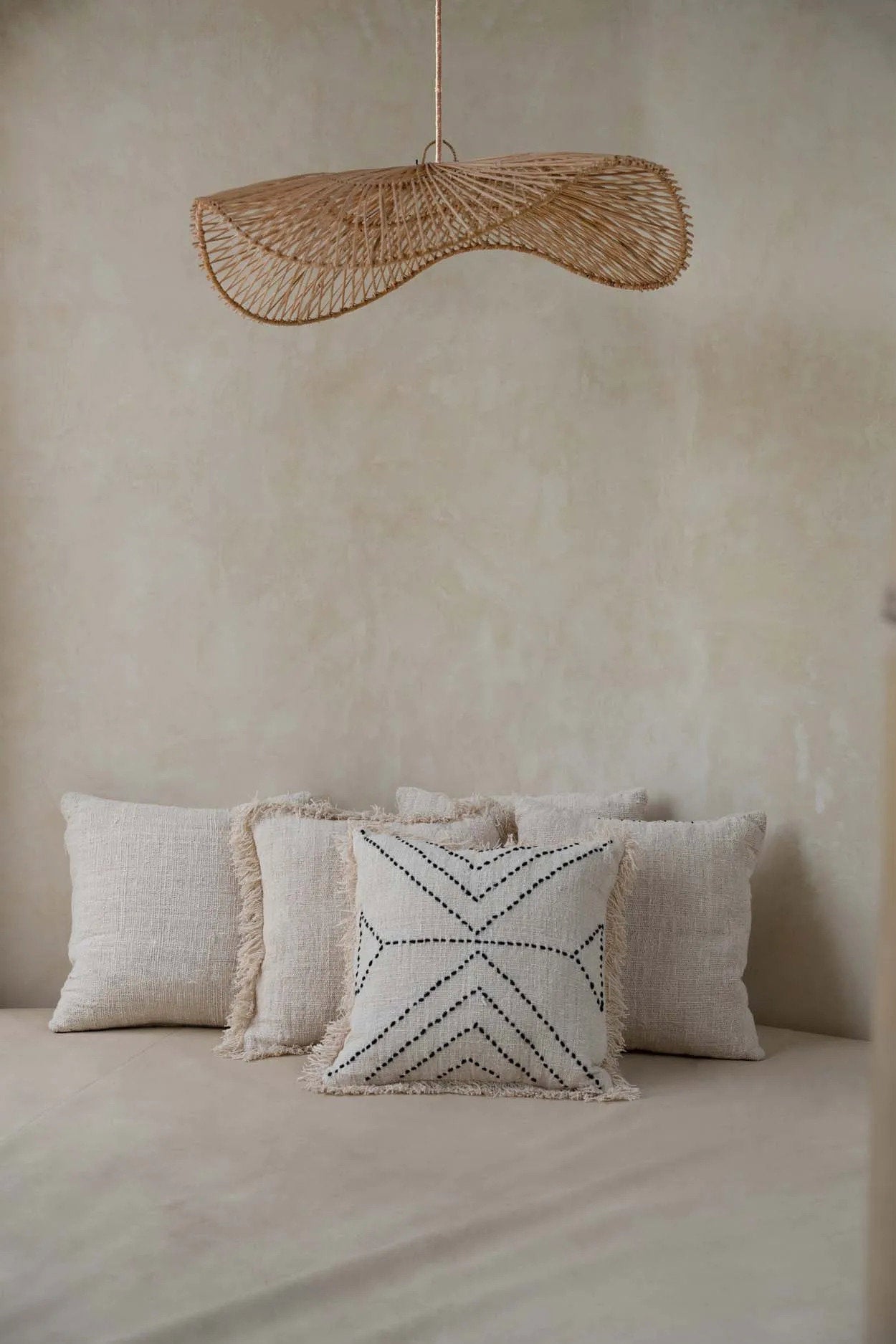 TEH CHAPEAU PENDANT - Natural L