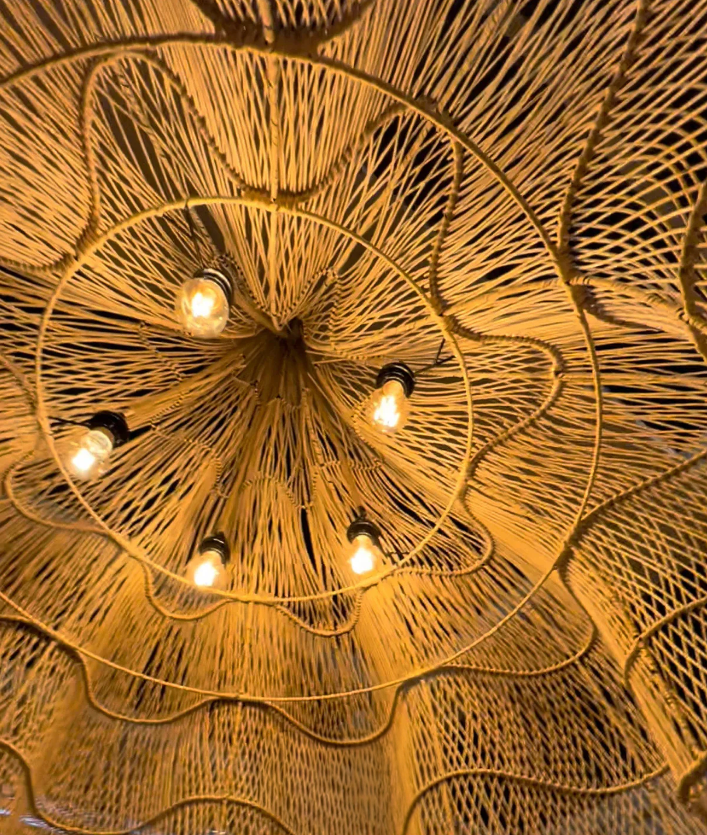 THE WHIPPED PENDANT - Natural XXL (Diam 150cm)