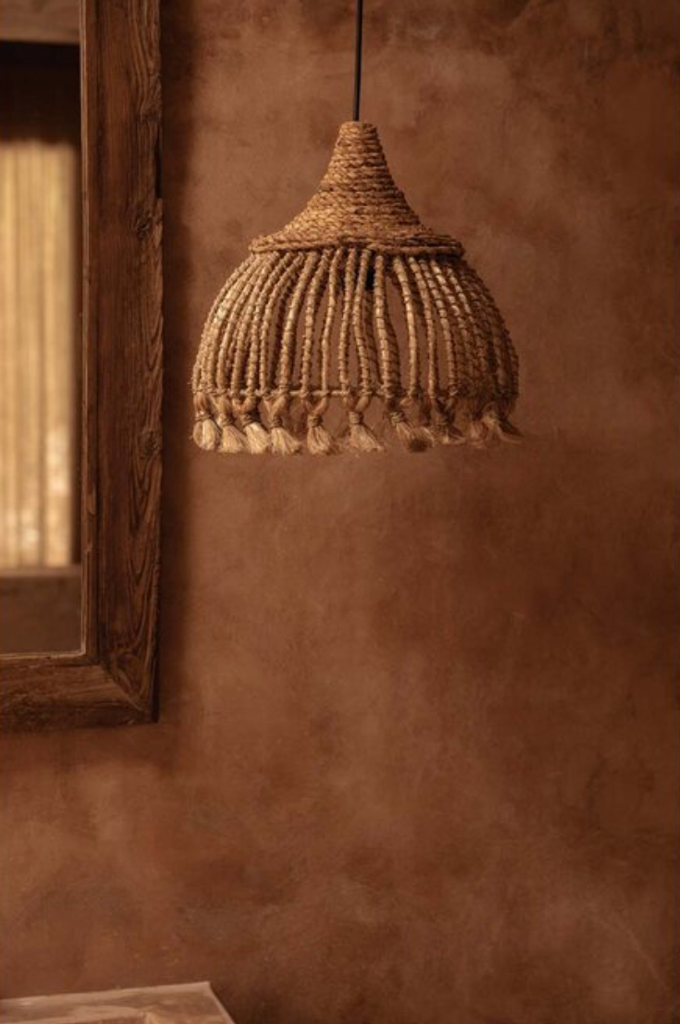 THE ABACA TASSEL PENDANT - Natural S