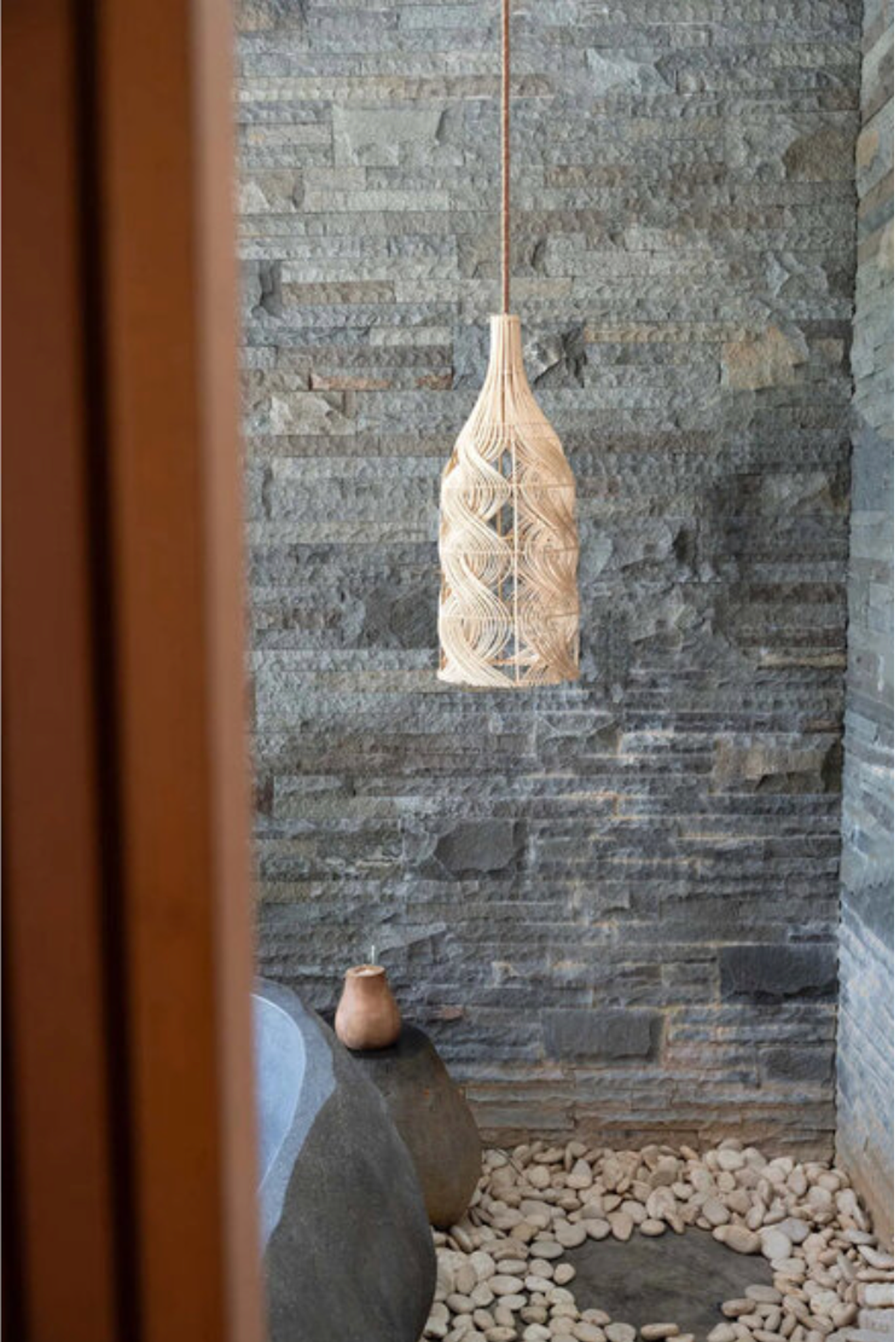 THE GARAFFA PENDANT - Natural L