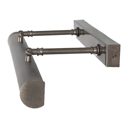 CAMBRIDGE - Adjustable Reeded Brass Picture Light 60.5cm