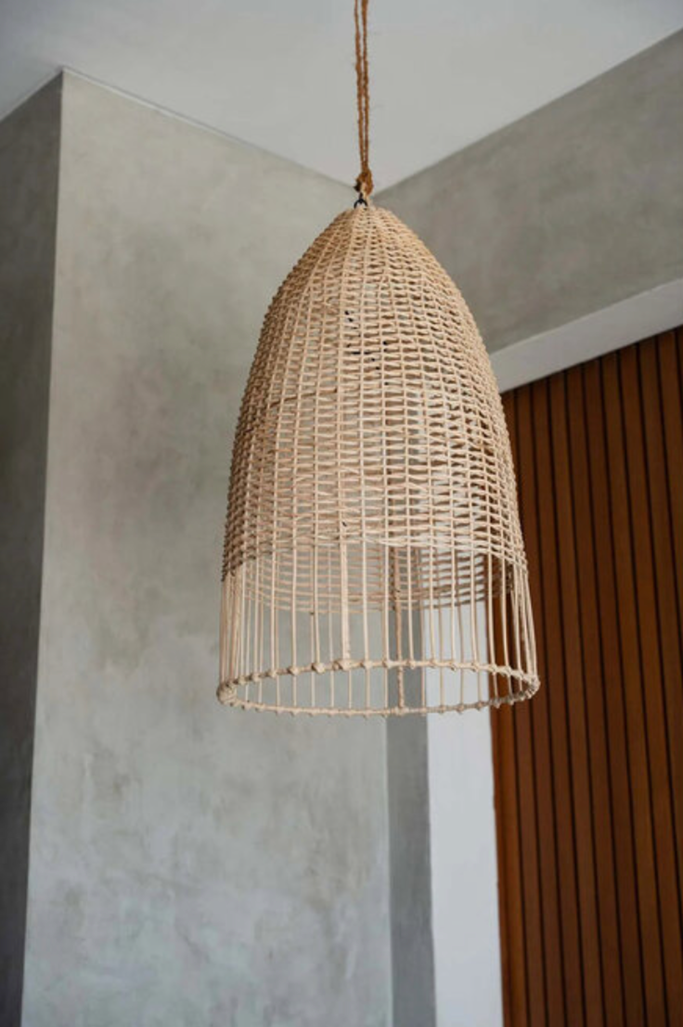 THE ELBA PENDANT - Natural M